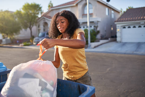 Best Basement Cleanout Services  in Grayslake, IL
